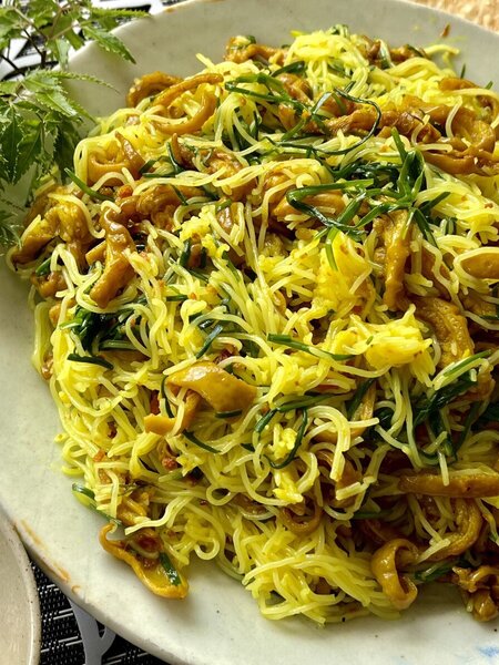 Combo bún nghệ xào nõn đuôi