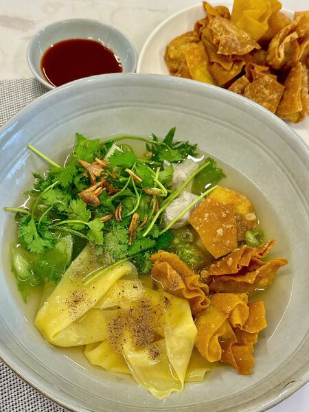 Combo hoành thánh tôm thịt