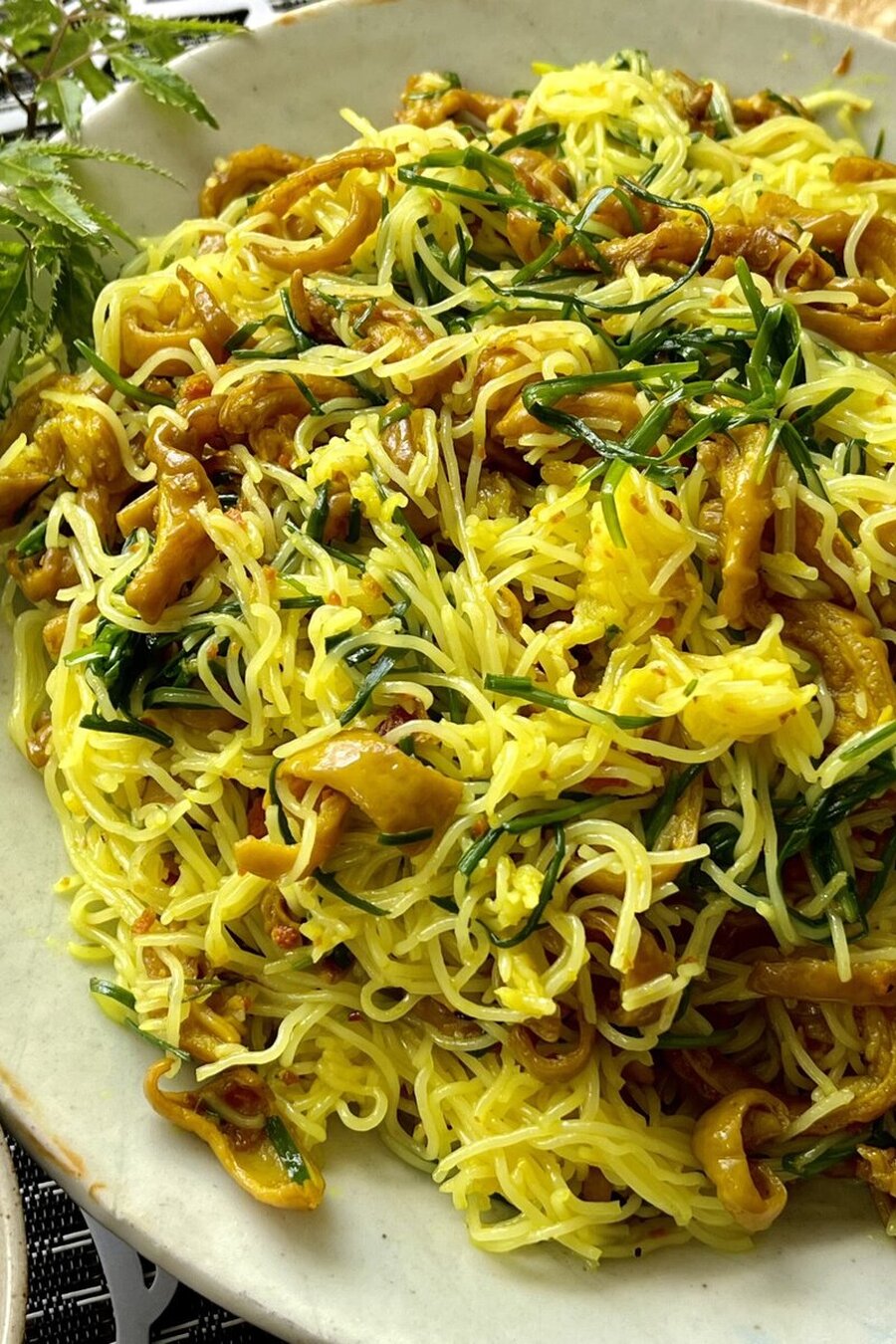 Combo bún nghệ xào nõn đuôi