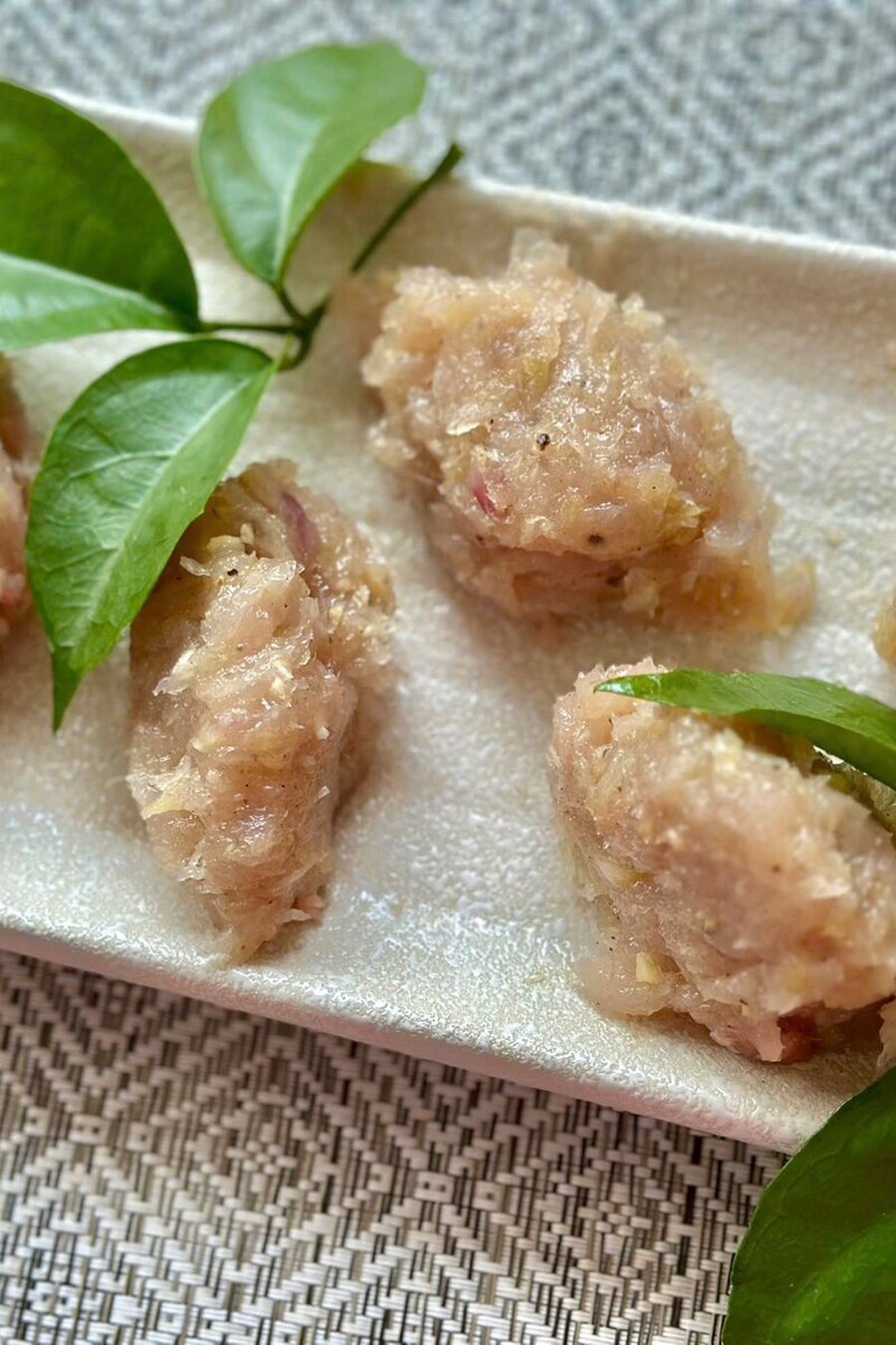 Thác lác nêm nếm đánh dai