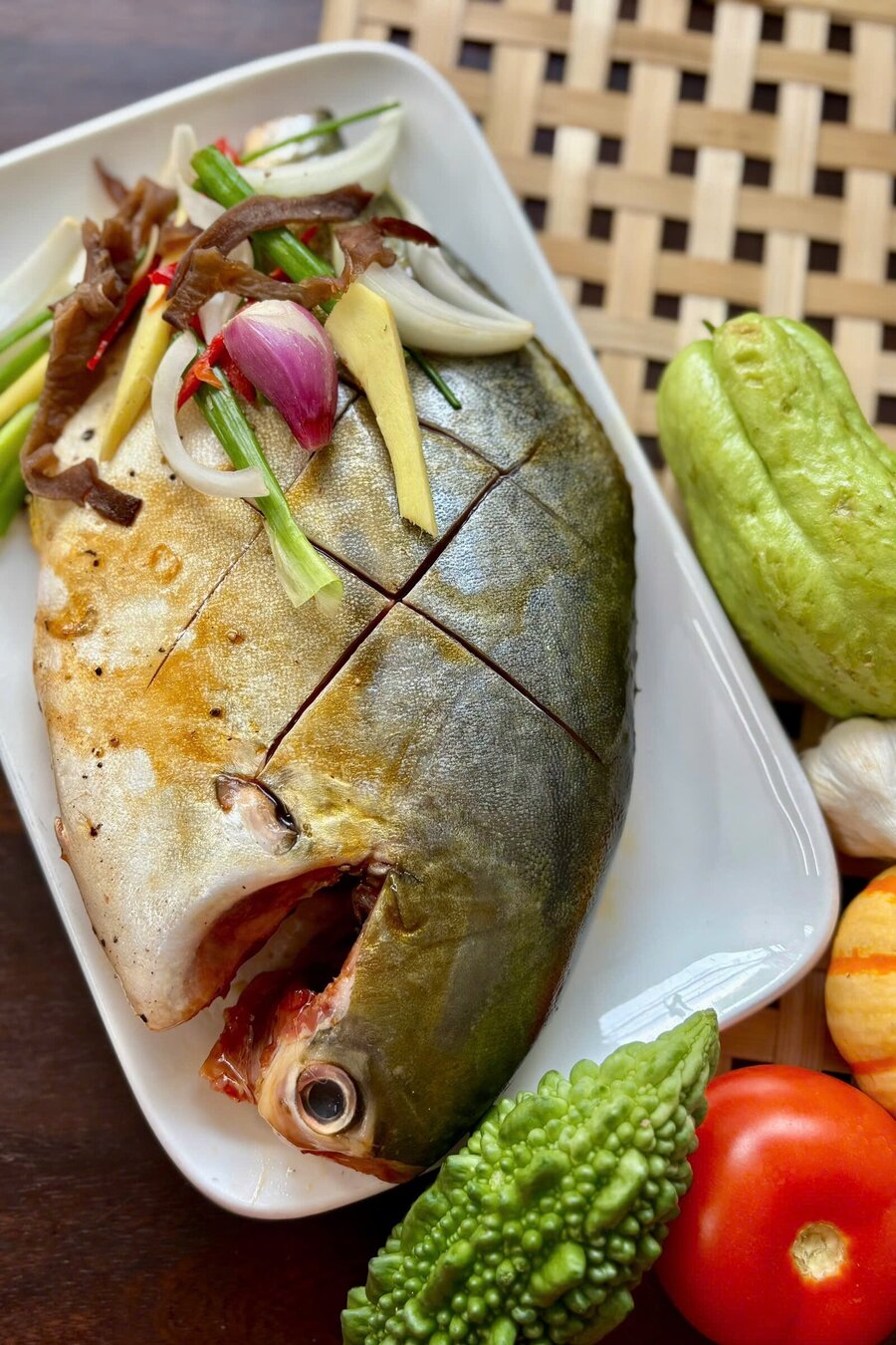 Chim trắng ướp hấp nấm