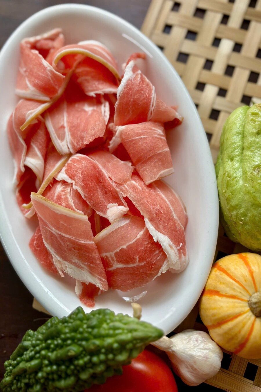 Ba rọi bê thái mỏng - kèm mắm gừng