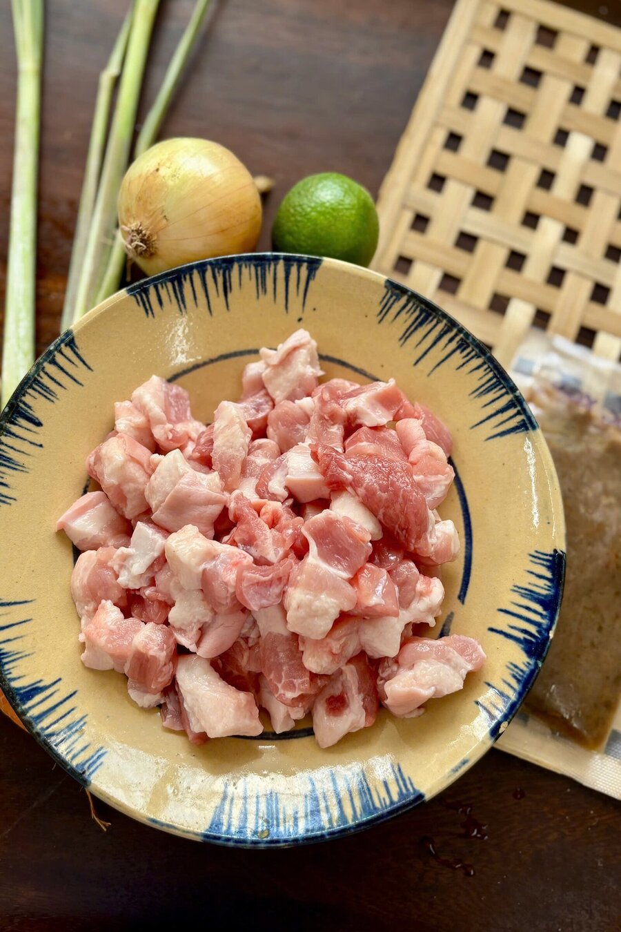 Ba rọi xào mắm ruốc