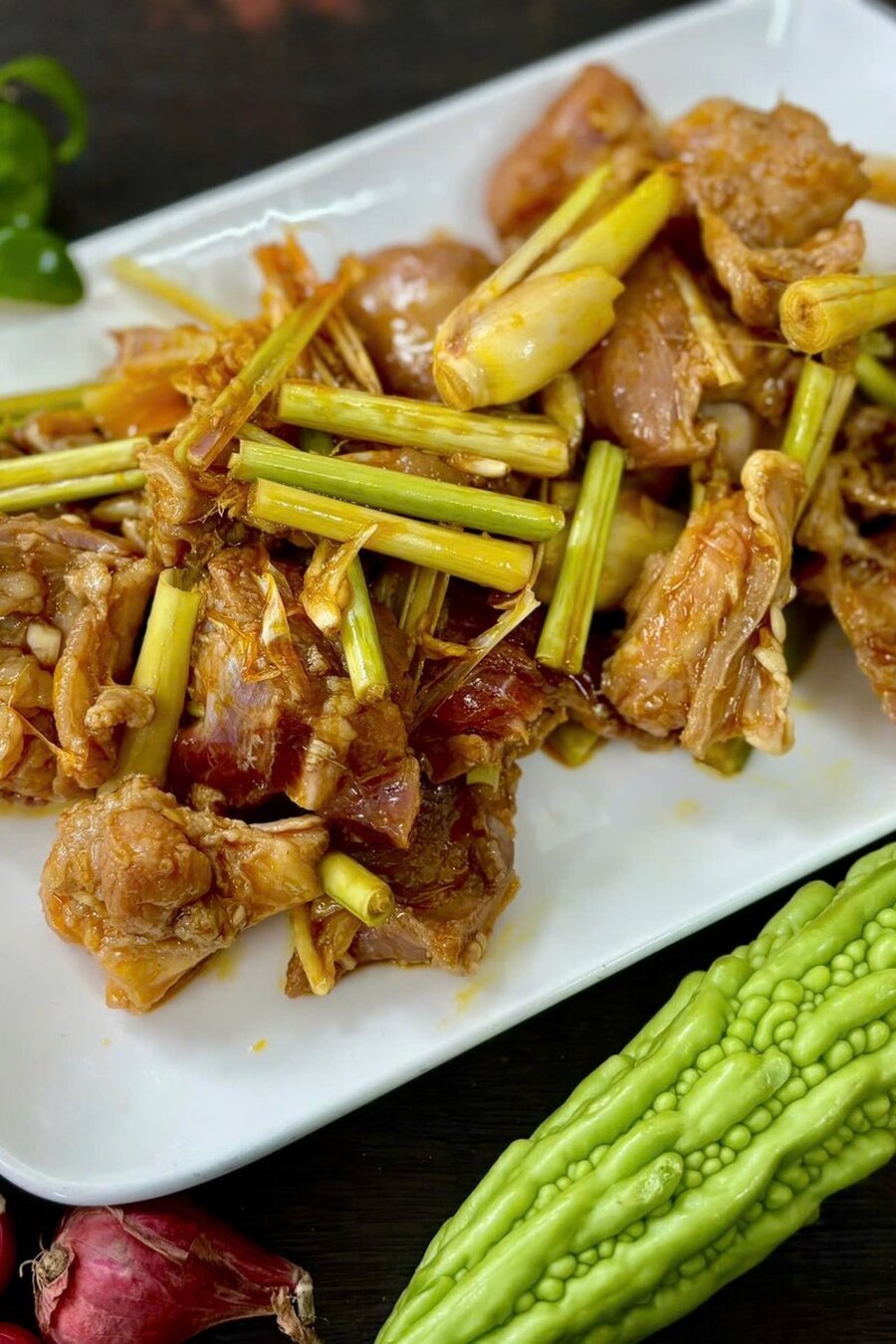 Gân bò ướp kho sả ớt